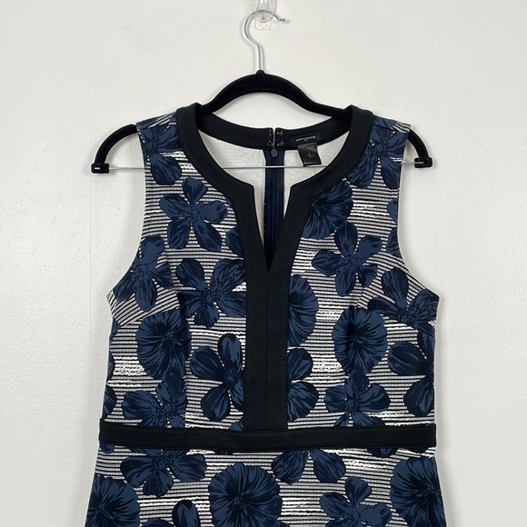 Ann Taylor sleeveless dress women size 8 flower print V neck A Line zip closure - Picture 3 of 8